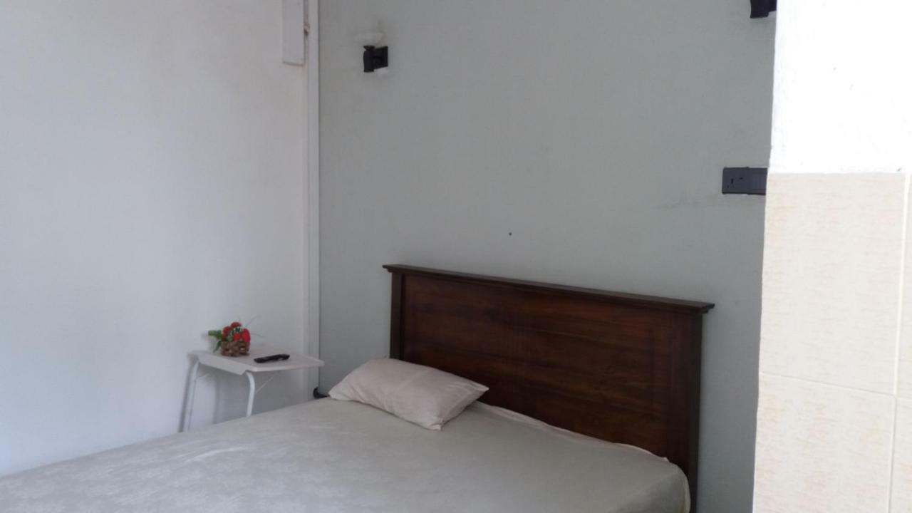 J.T.C. Hotel Kolombo Bagian luar foto